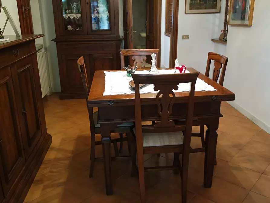 Immagine 10 di Casa indipendente in vendita  a Carrara