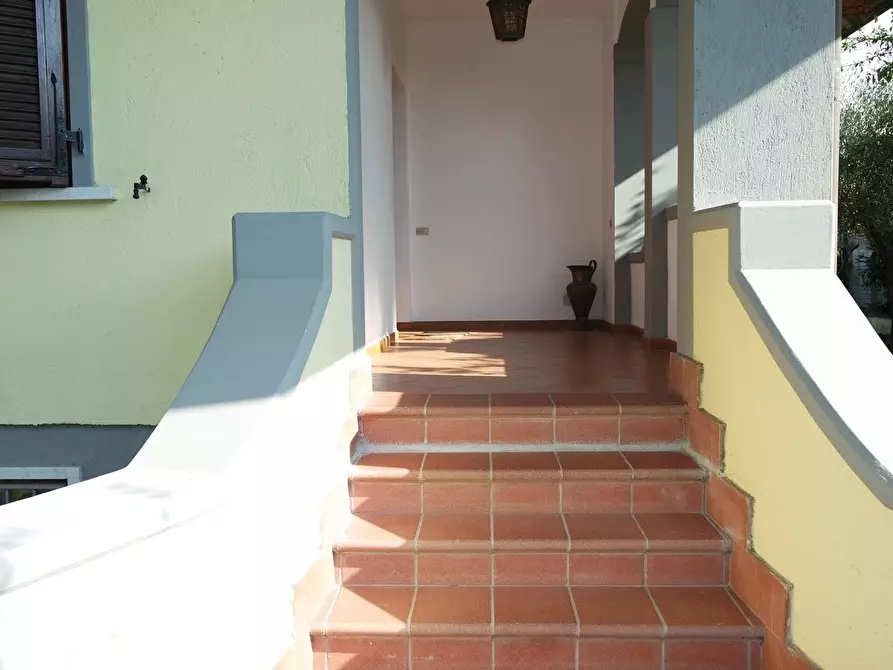 Immagine 3 di Casa indipendente in vendita  a Carrara