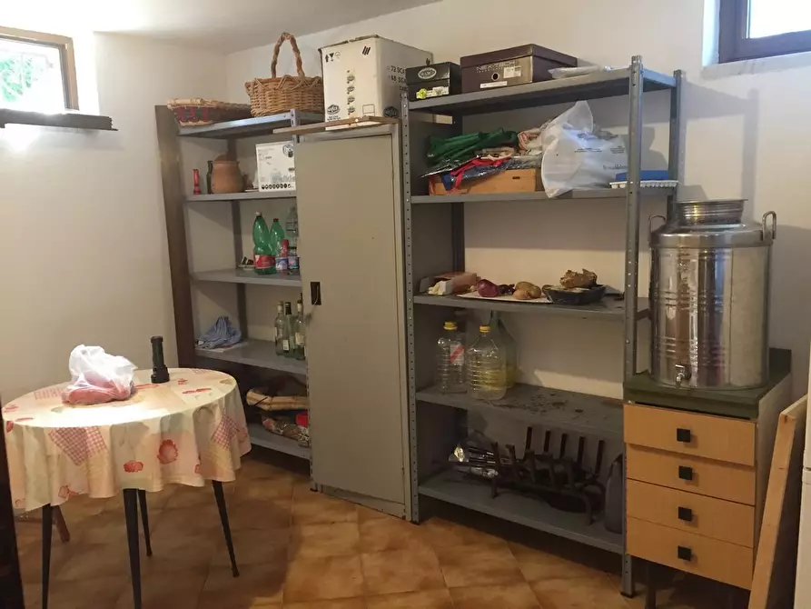 Immagine 37 di Casa indipendente in vendita  a Carrara