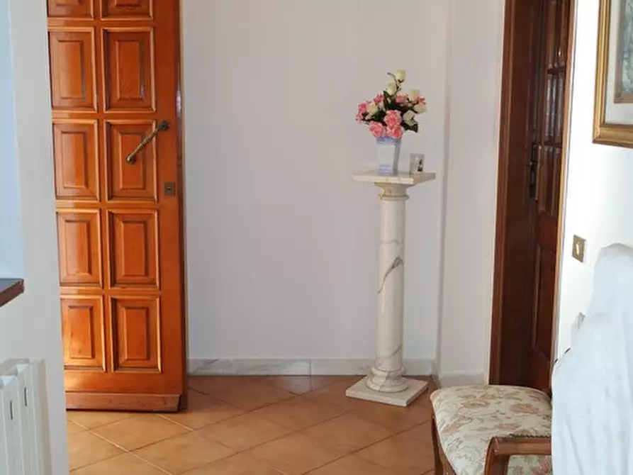 Immagine 15 di Casa indipendente in vendita  a Carrara