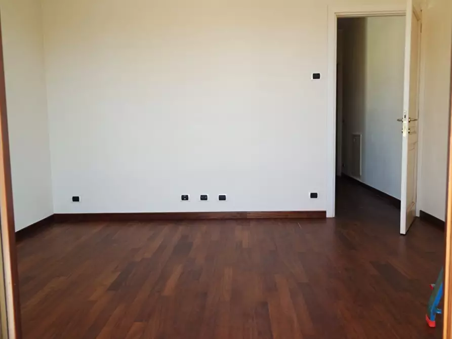 Immagine 20 di Casa semindipendente in vendita  a Carrara