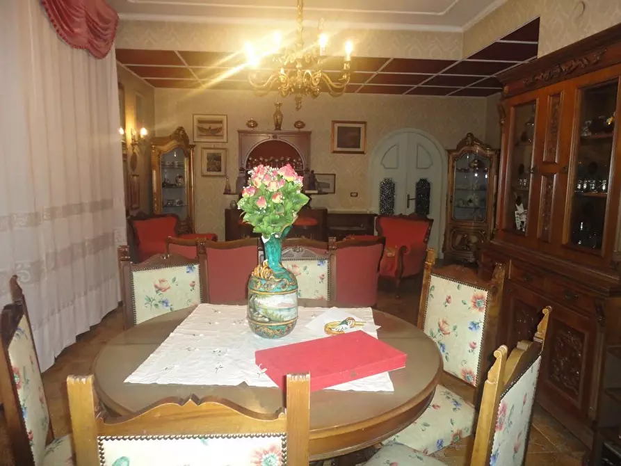 Immagine 22 di Appartamento in vendita  a Sarzana