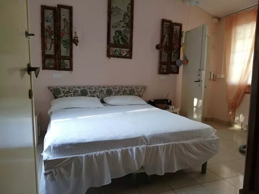 Immagine 28 di Casa indipendente in vendita  a Ortonovo