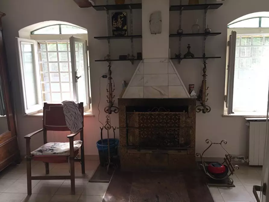 Immagine 12 di Casa indipendente in vendita  a Ortonovo