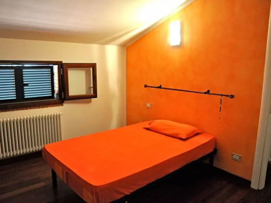 Immagine 12 di Terratetto in vendita  a Castelnuovo Magra