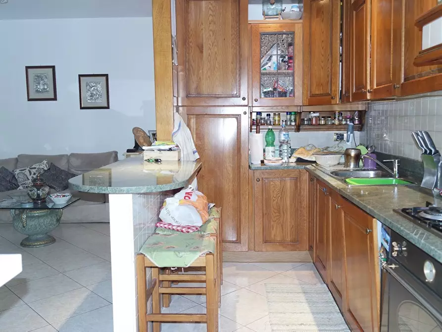 Immagine 20 di Appartamento in vendita  a Carrara