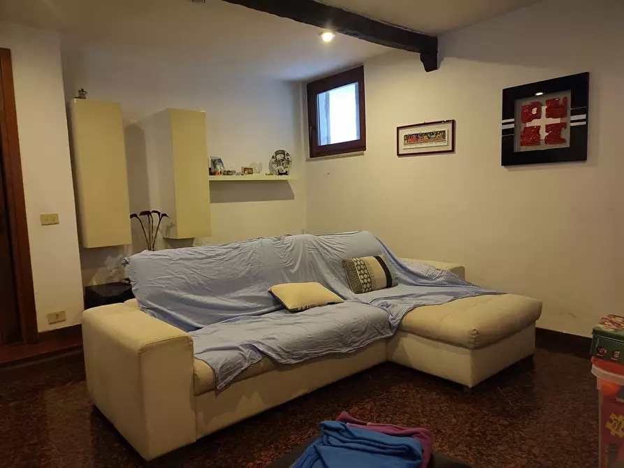 Immagine 22 di Casa semindipendente in vendita  a Carrara