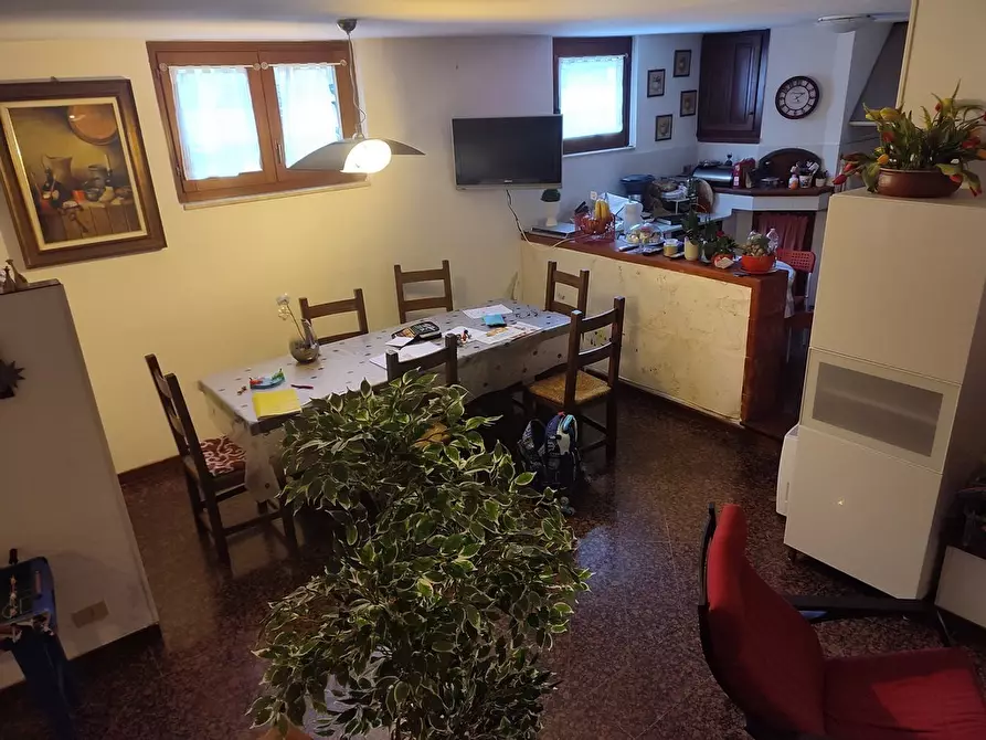 Immagine 23 di Casa semindipendente in vendita  a Carrara