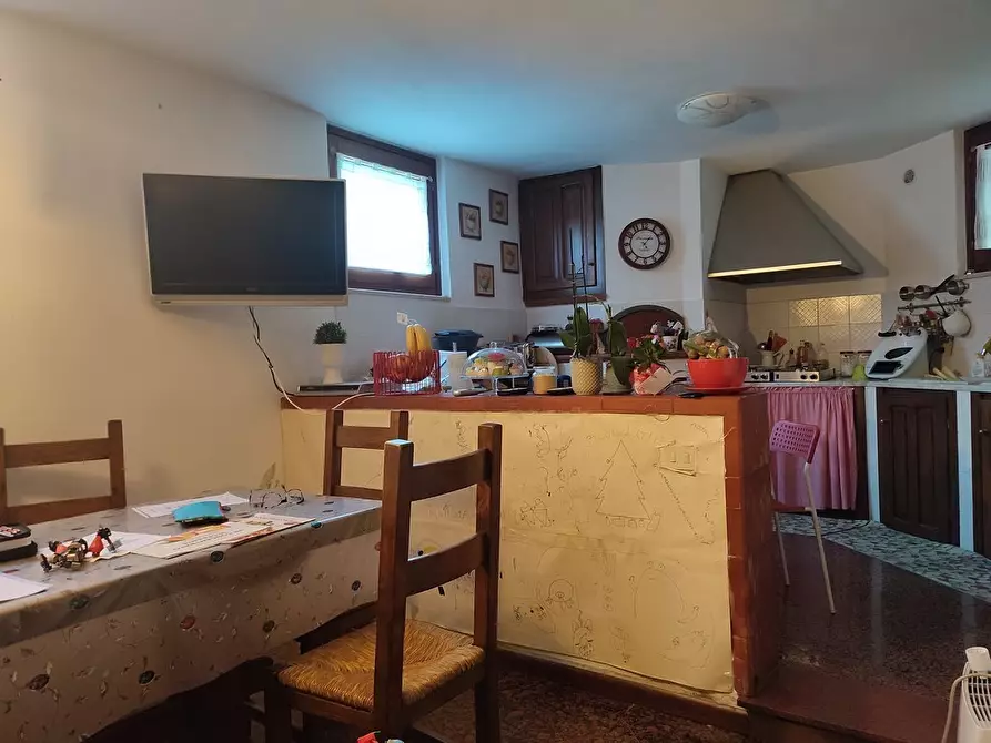 Immagine 24 di Casa semindipendente in vendita  a Carrara