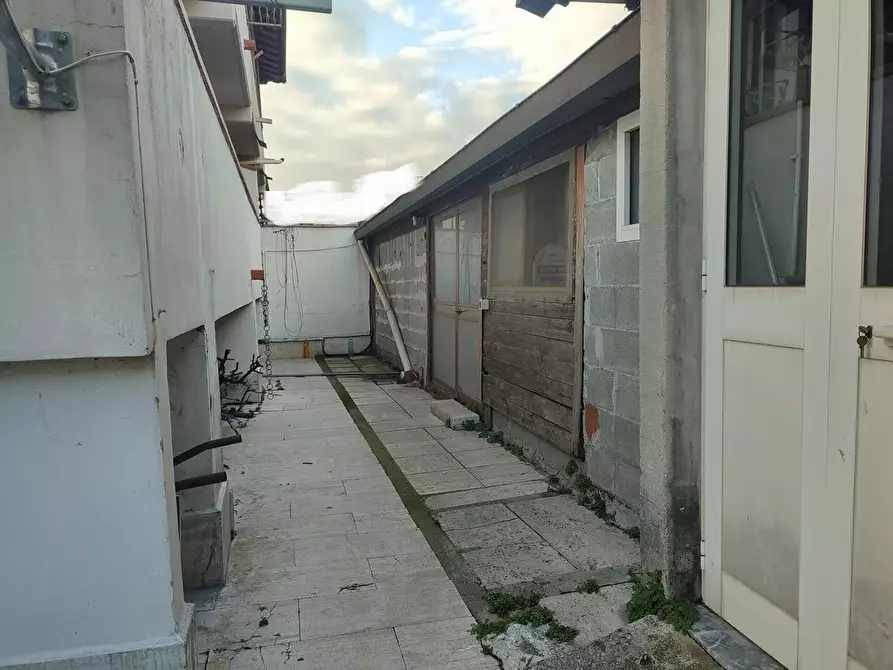 Immagine 30 di Casa semindipendente in vendita  a Carrara