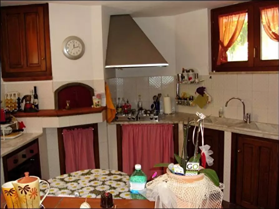 Immagine 17 di Casa semindipendente in vendita  a Carrara