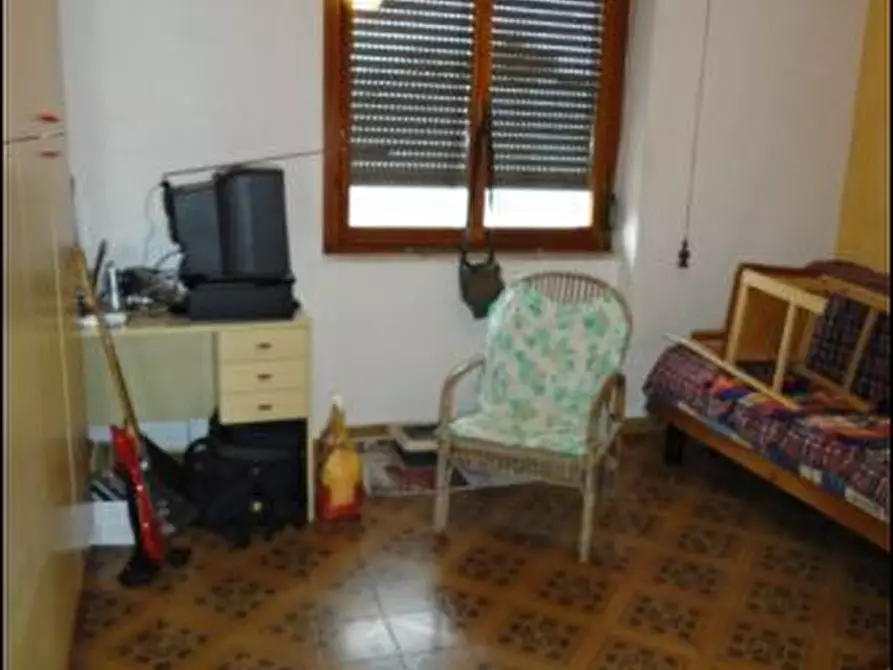 Immagine 5 di Appartamento in vendita  a Castelnuovo Magra