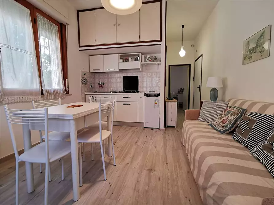 Immagine 2 di Appartamento in affitto  a San Vincenzo