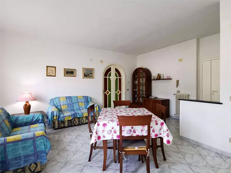 Immagine 3 di Appartamento in affitto  a San Vincenzo