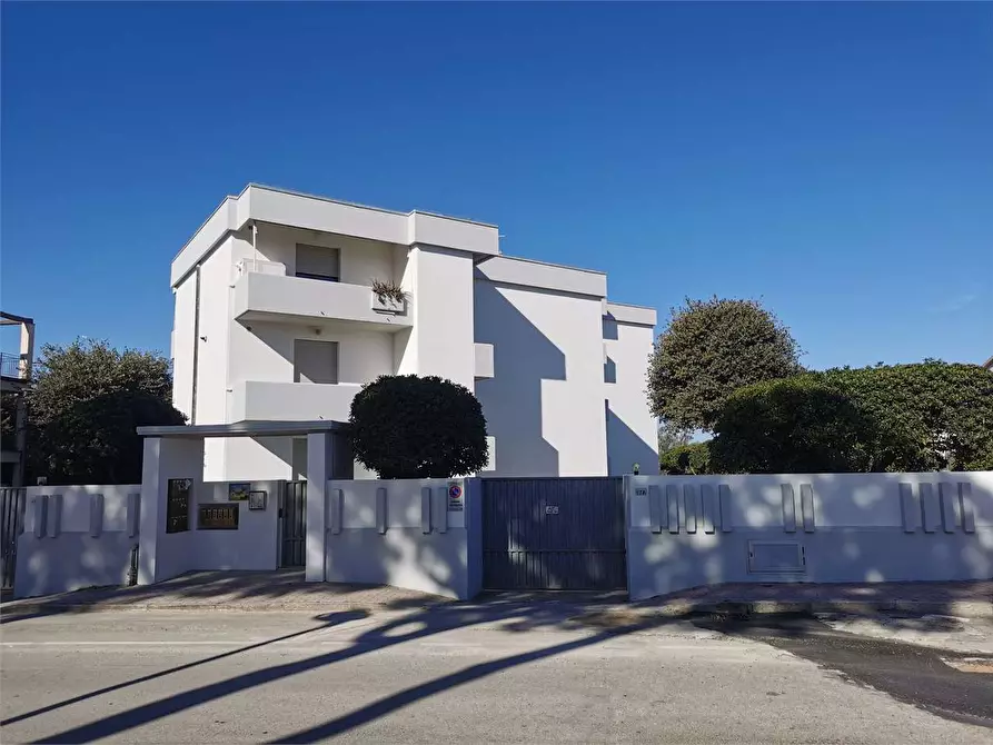 Immagine 2 di Appartamento in affitto  a San Vincenzo