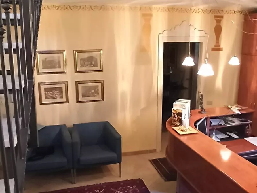 Immagine 4 di Appartamento in vendita  a Carrara