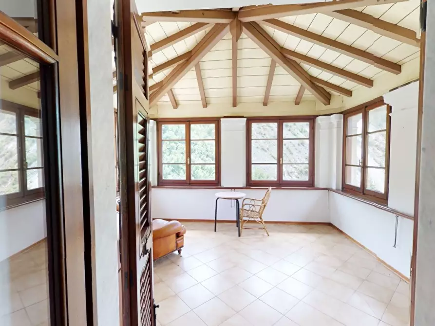 Immagine 8 di Casa semindipendente in vendita  a Carrara