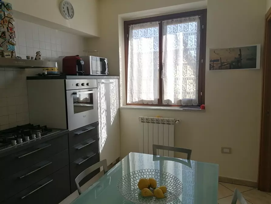 Immagine 12 di Casa semindipendente in vendita  a Carrara