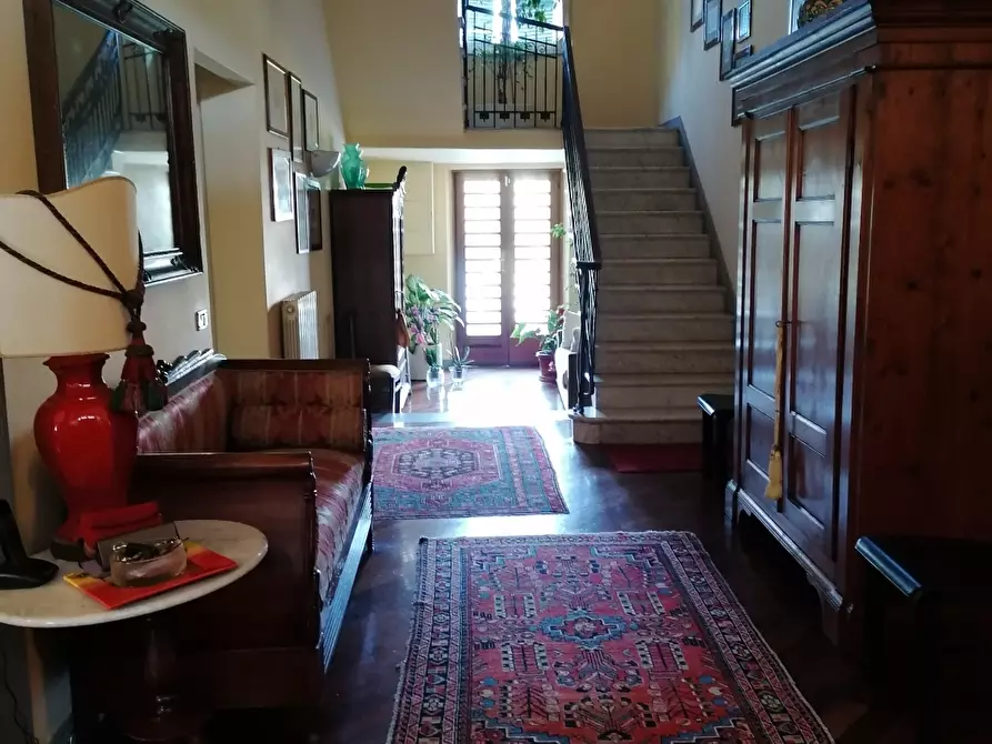 Immagine 6 di Casa indipendente in vendita  a Carrara