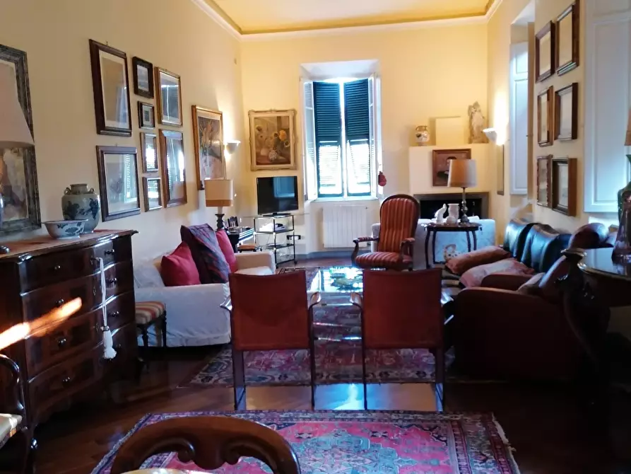 Immagine 8 di Casa indipendente in vendita  a Carrara