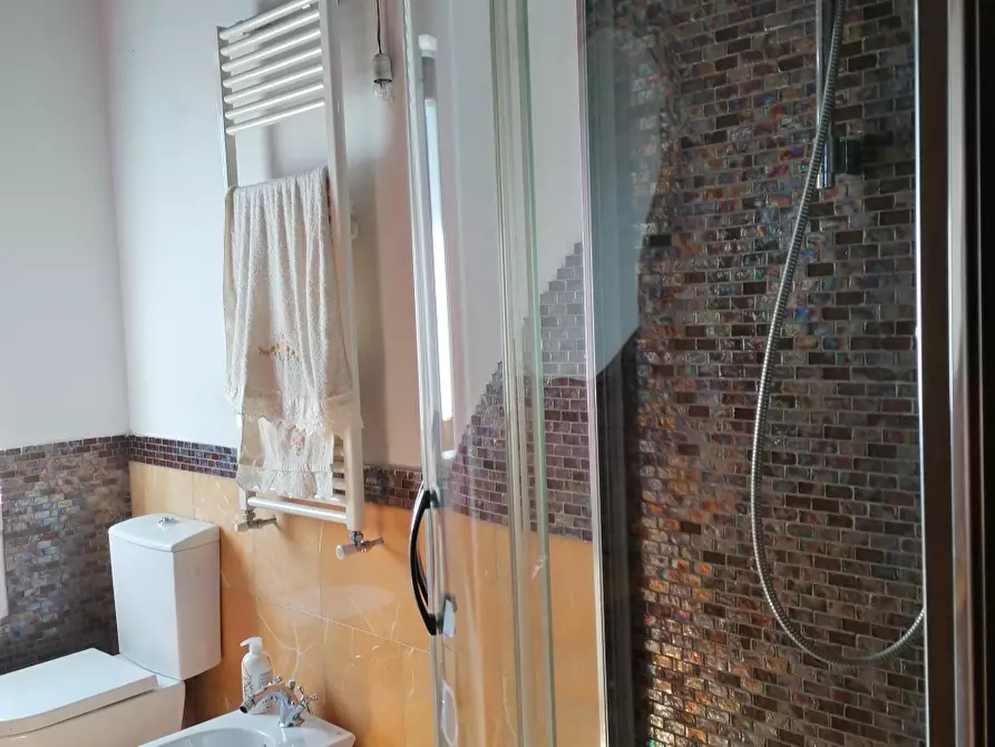 Immagine 30 di Casa indipendente in vendita  a Carrara