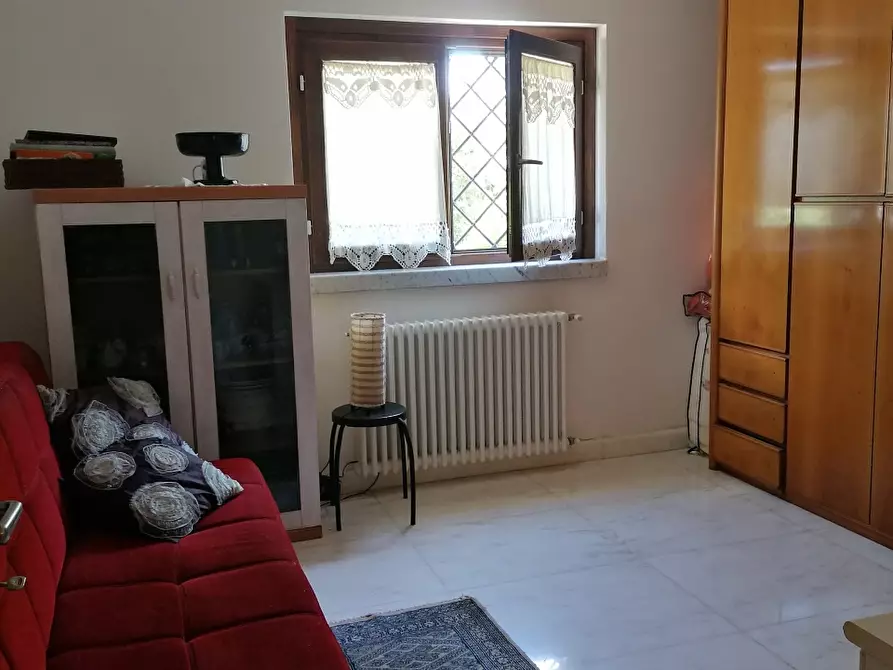 Immagine 19 di Casa indipendente in vendita  a Carrara