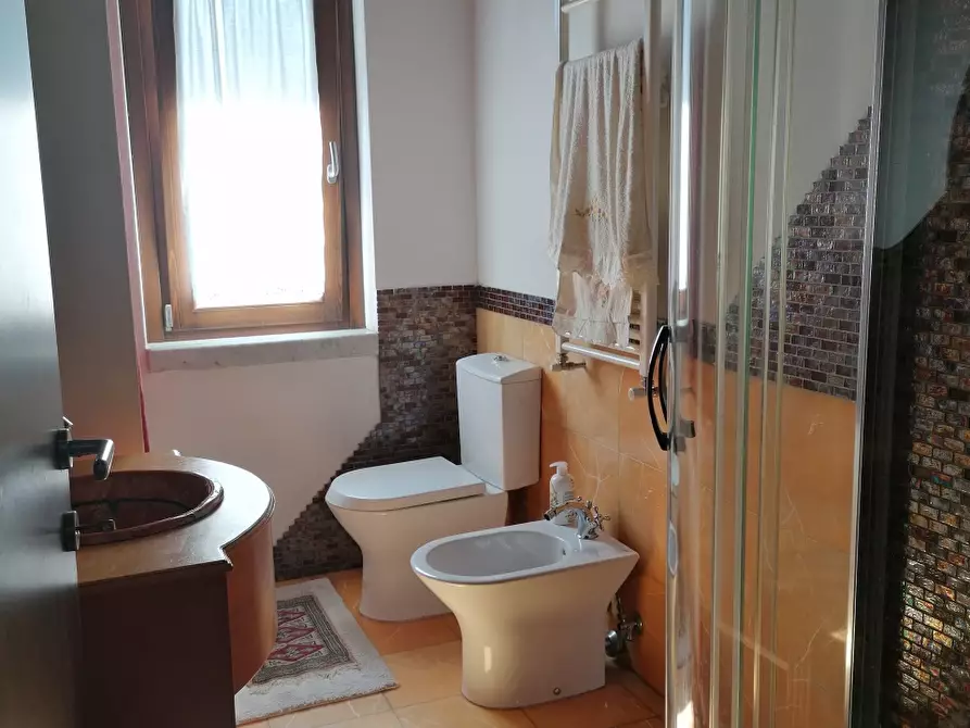 Immagine 29 di Casa indipendente in vendita  a Carrara