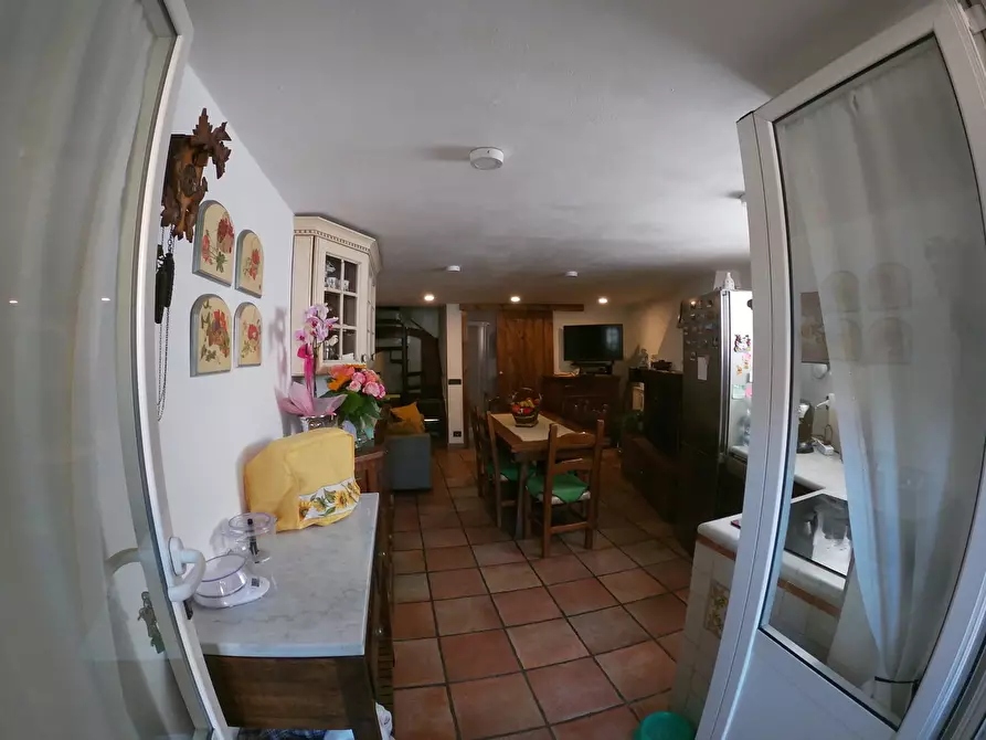 Immagine 8 di Casa semindipendente in vendita  a Carrara