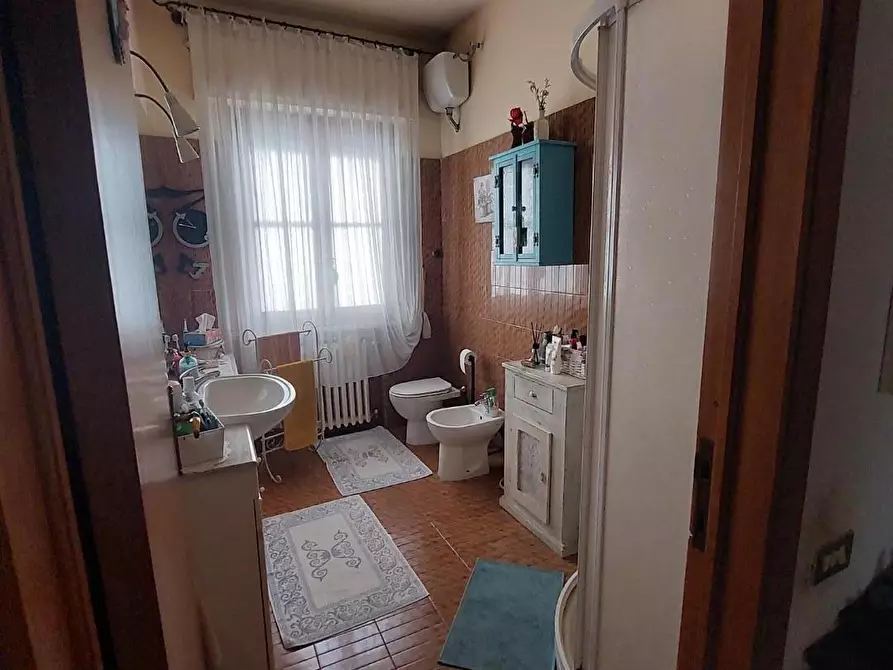 Immagine 9 di Villa in vendita  a Castelfranco Di Sotto