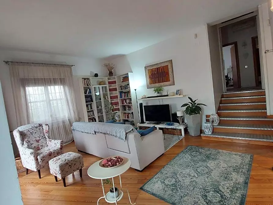 Immagine 2 di Villa in vendita  a Castelfranco Di Sotto