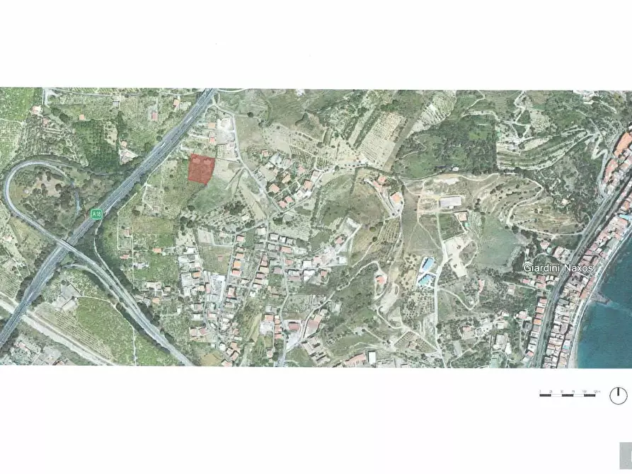 Immagine 17 di Palazzo in vendita  a Taormina