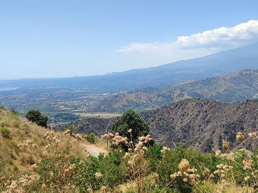 Immagine 21 di Rustico / casale in vendita  a Castelmola
