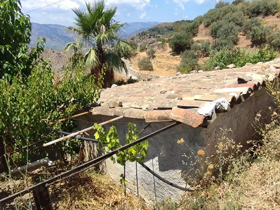 Immagine 23 di Rustico / casale in vendita  a Castelmola