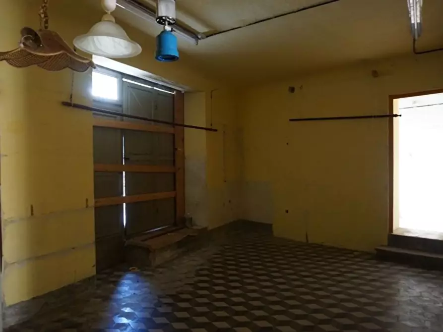 Immagine 5 di Appartamento in vendita  a Bagni Di Lucca