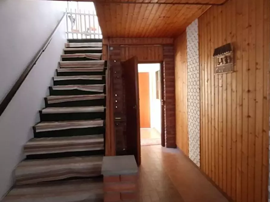 Immagine 7 di Mansarda in vendita  a Borgo A Mozzano