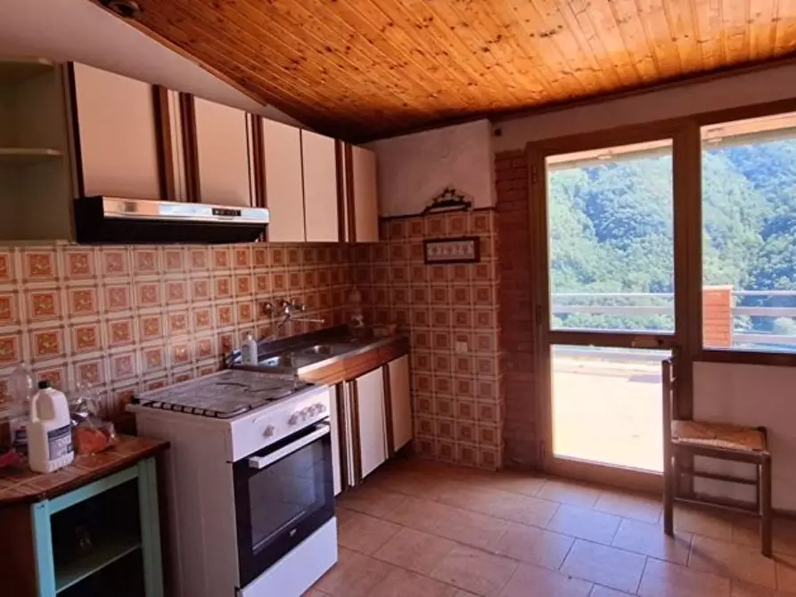 Immagine 14 di Mansarda in vendita  a Borgo A Mozzano