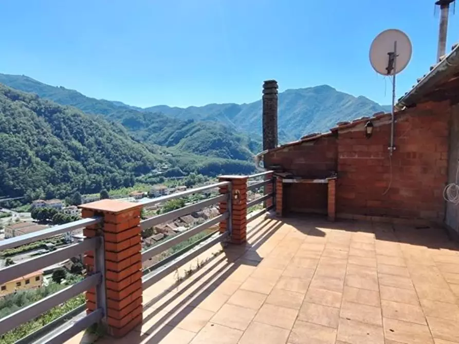 Immagine 5 di Mansarda in vendita  a Borgo A Mozzano