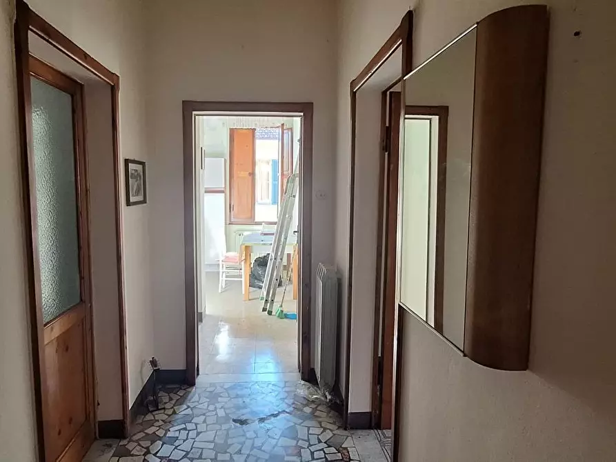 Immagine 5 di Appartamento in vendita  a Barga