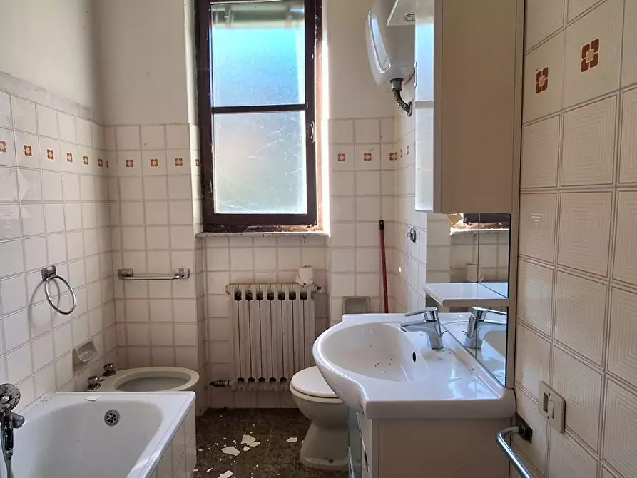 Immagine 3 di Appartamento in vendita  a Barga