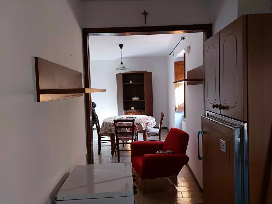 Immagine 4 di Appartamento in vendita  a Barga