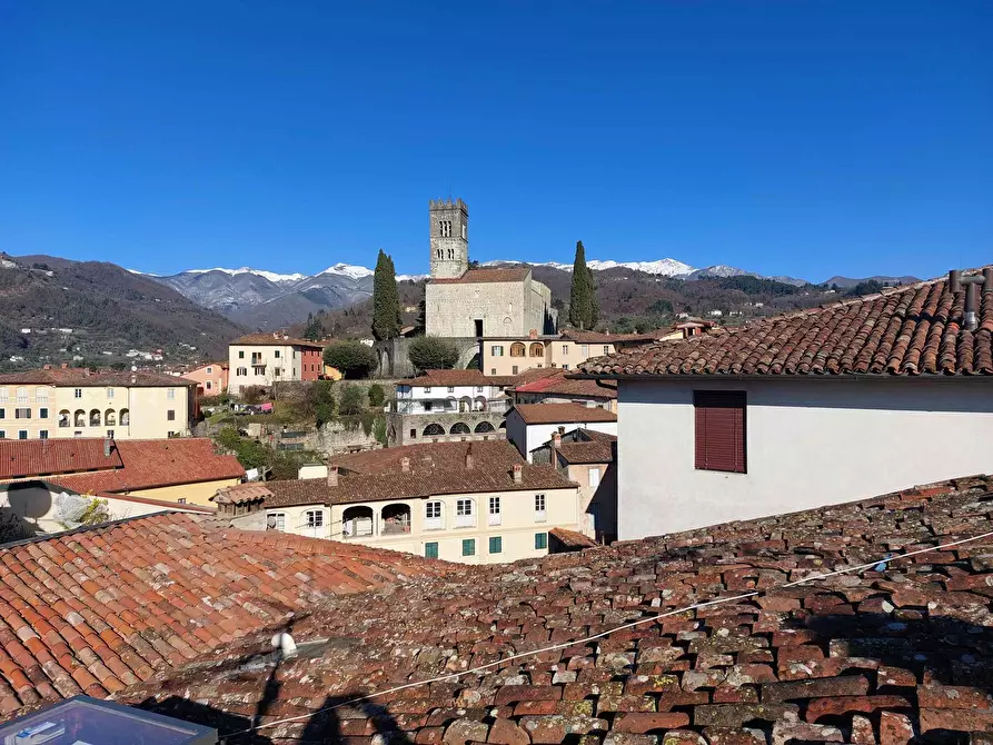 Immagine 11 di Appartamento in vendita  a Barga