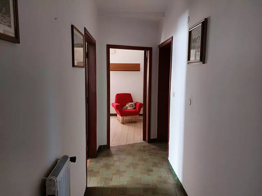 Immagine 8 di Appartamento in vendita  a Barga