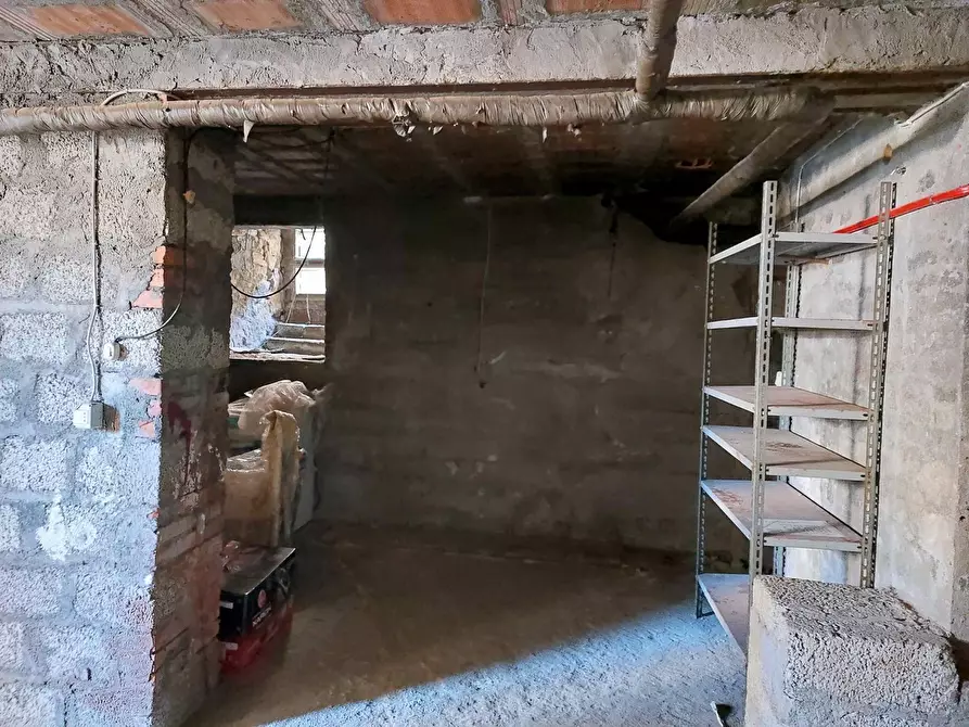 Immagine 12 di Appartamento in vendita  a Barga