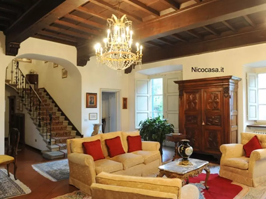 Immagine 4 di Villa in vendita  a Bagni Di Lucca