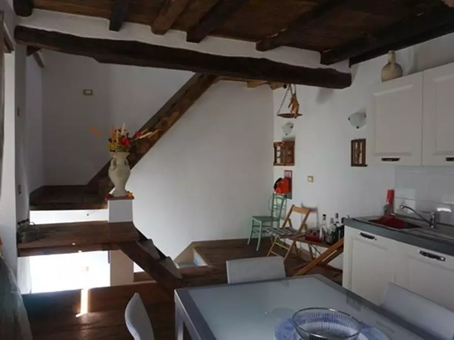 Immagine 4 di Casa colonica in vendita  a Borgo A Mozzano