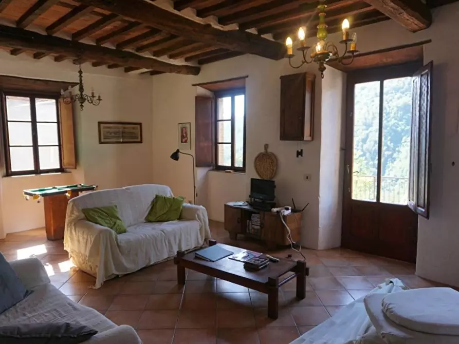 Immagine 9 di Terratetto in vendita  a Borgo A Mozzano