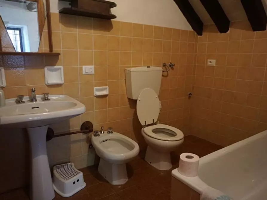 Immagine 14 di Terratetto in vendita  a Borgo A Mozzano