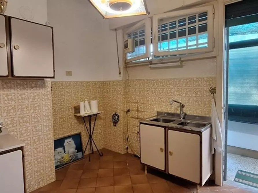 Immagine 4 di Appartamento in vendita  a Borgo A Mozzano