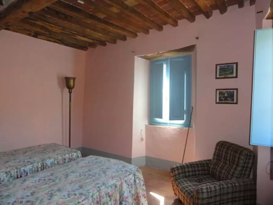 Immagine 9 di Terratetto in vendita  a Borgo A Mozzano