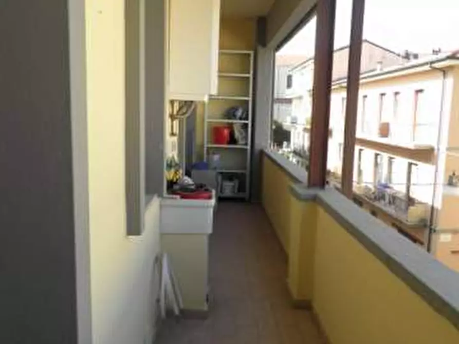 Immagine 3 di Appartamento in vendita  a Viareggio